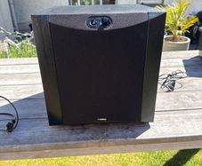 subwoofer yamaha