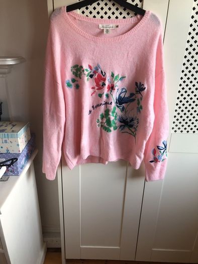 Ladies jumper reduced