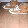 Lovely pair of British Knights leather high tops, size 4, like NEW Image 3