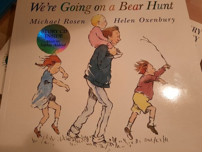 We are going on a bear hunt & CD