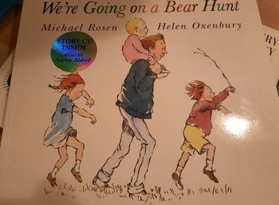 We are going on a bear hunt & CD