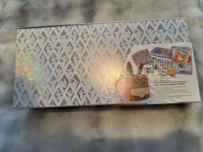 Prismatic Evolutions Super Premium Collection Pokemon