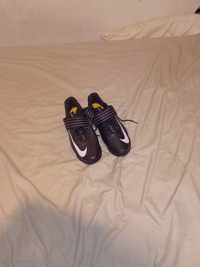 Nike weight lifting shoes, size US 10