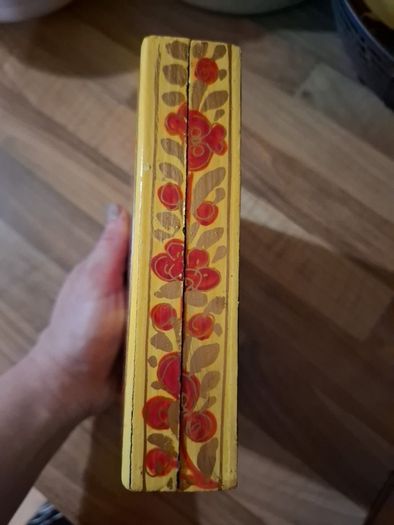 Jewellery box