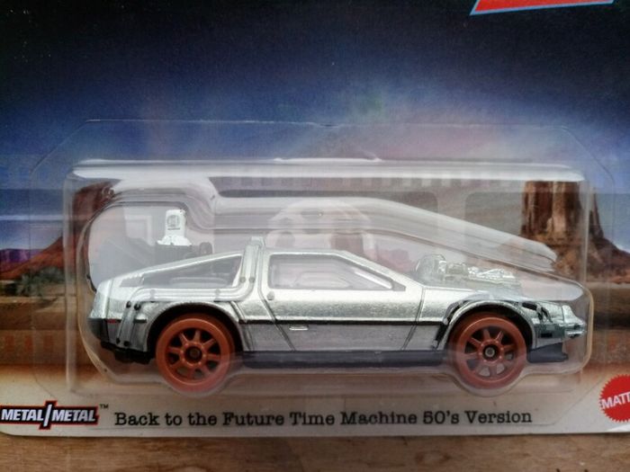 Hot Wheels Premium - Back To The Future III - Time Machine 50's Version