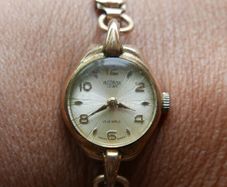 Vintage Medana Lever 10ct Rolled Gold Swiss Ladies Watch, 17 Jewel Movement, Gold Dial (in Working Order)