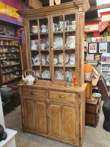 kitchen dressers