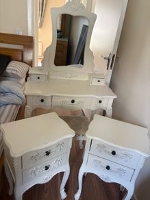 bedroom furniture