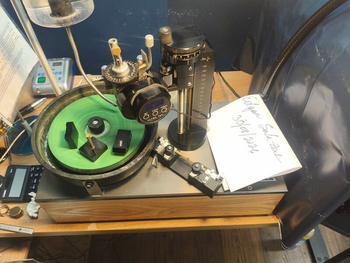Ultratec V5 digital faceting machine