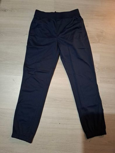 New Navy jogger size 9-10 years