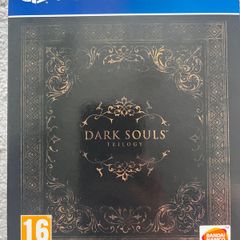 Dark Souls Trilogy - PS4
