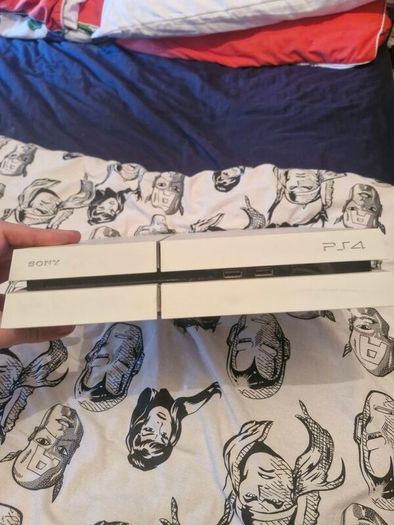 ps4 white