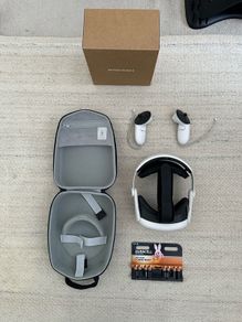 Meta Quest 3 512GB - Like New - KIWI K4 Strap, Case & Extras