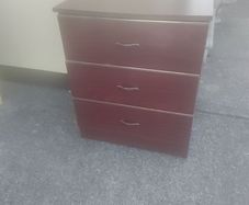 chest of drawers