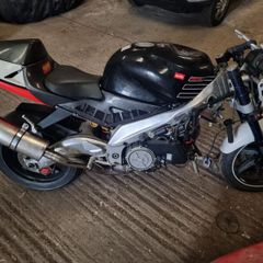 1998 Aprilia RSV 1000 Mile breaking