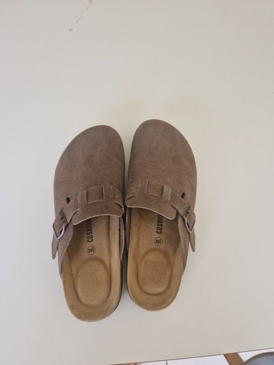 clogs