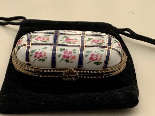 Vintage Porcelain Pill Box 1960s