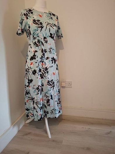 dress size 12