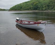 18ft lake boat lynch