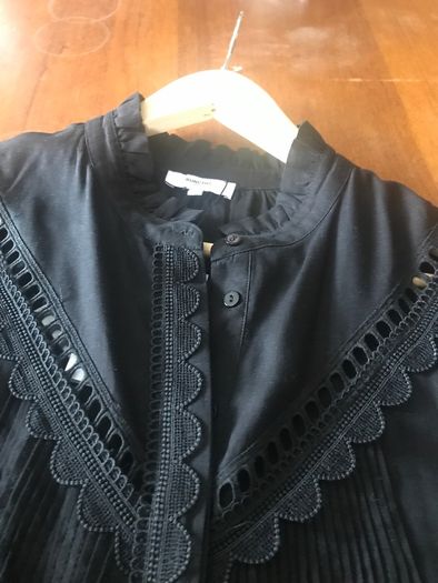 Stunning Ladies Blouse