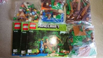 LEGO Minecraft 21125 The Jungle Tree House.