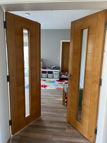 Oak engineered double doors with glass panels