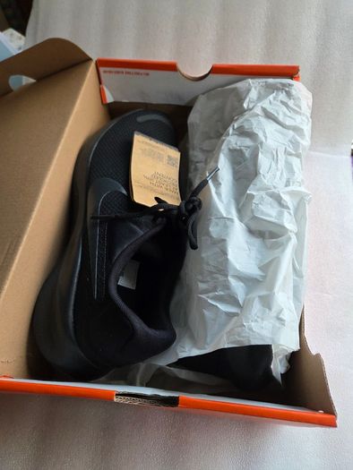 Nike Revolution 7 Runners