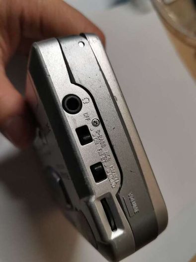 AIWA RX408 Cassette Walkman Player