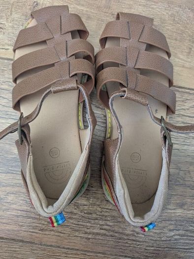 boys sandals