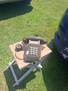 vintage french phone possible to post