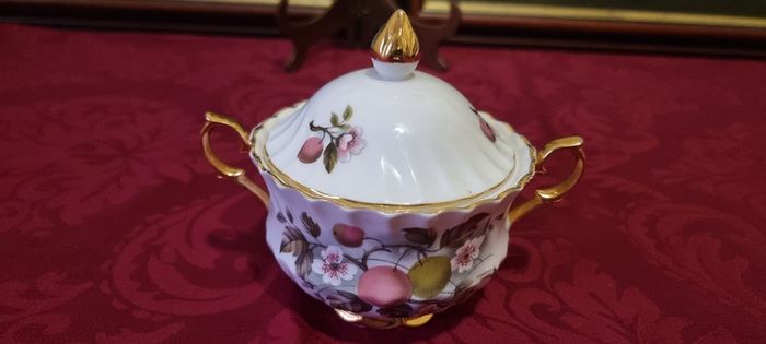 Royal Imperial Fruit Garden Finest Bone China Gold Gilt Two Handled Sugar Bowl With Lid And Underplate Made In England