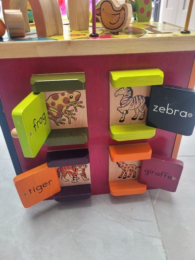 B Toys Battat Zany Zoo Wooden Activity Cube Assortment