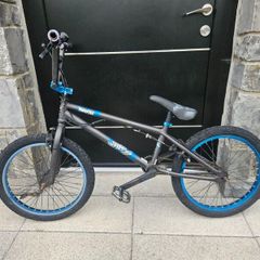 Freestyle BMX bike