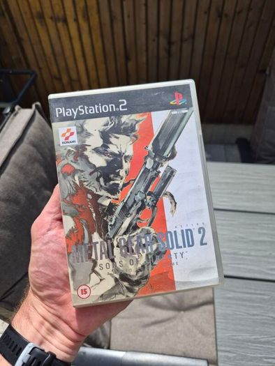 Metal Gear Solid 2 Playstation 2 Game