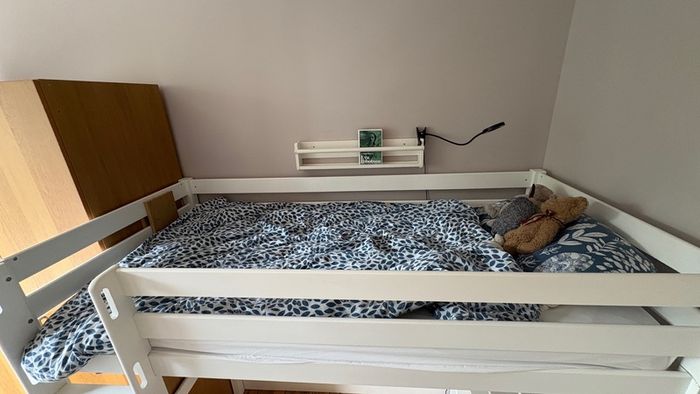 High sleeper/loft bed