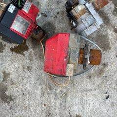 2 oil boiler pumps