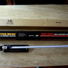 Star Wars Darth Vader Force FX Lightsaber Collectible Master Replicas SW-207