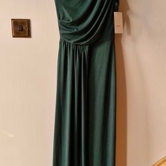 Green occasion maxi dress (Get that trend)