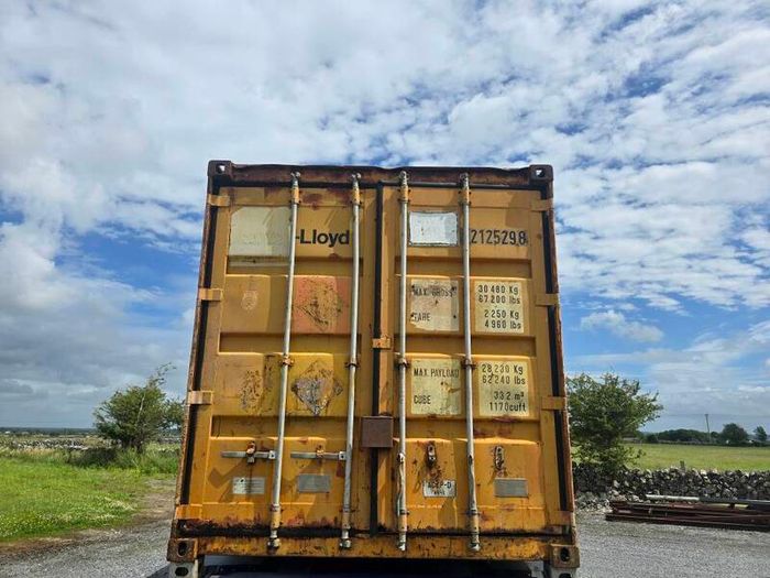 20ft Container + Delivery