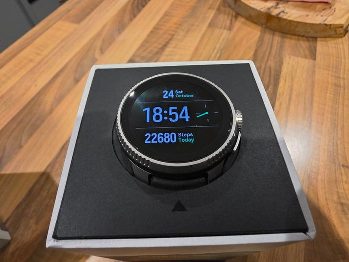 SUUNTO Race titanium smartwatch