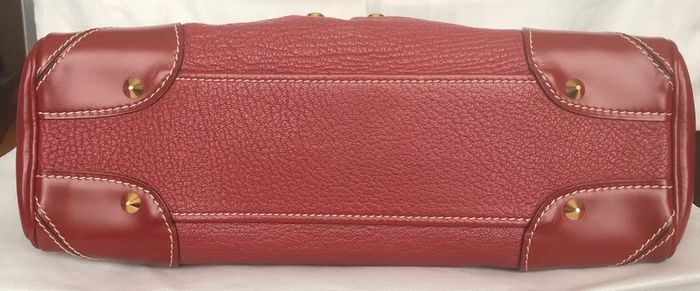 Louis Vuitton Suhali L'Essentiel PM bag