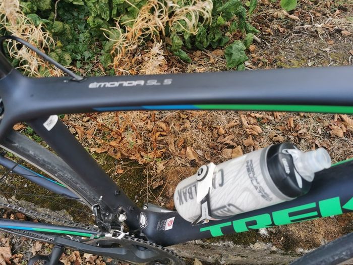 trek emonda  road bike