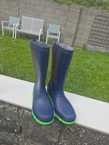 kids wellies