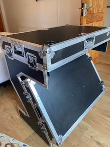 Flightcase dj workststion