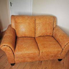 leather sofa 2 seater x2