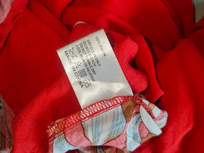 Vintage Red floral maxi dress Mariko size 12/14 Postage included