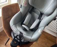 car seat Joe
