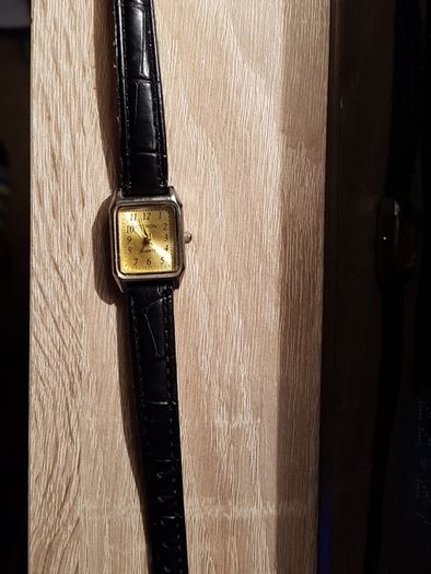 Citron Quartz Model Cnl-s565s Ladies Wrist Watch
