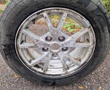 Vauxhall Astra alloy wheel
