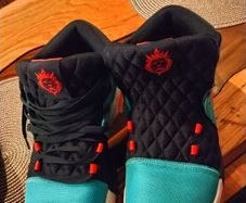 Nike LeBron Witness 8